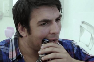 Prothèse dentaire décapsuleur ! 